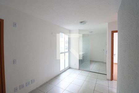 Sala de apartamento para alugar com 2 quartos, 45m² em Vila Lage, São Gonçalo