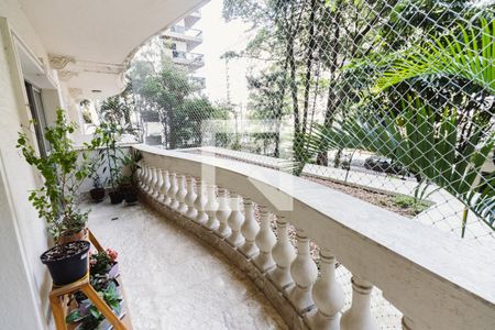 Varanda de apartamento à venda com 4 quartos, 225m² em Perdizes, São Paulo