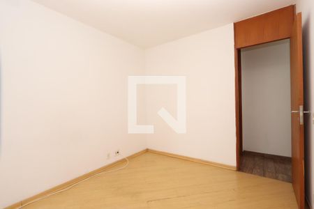 Quarto 1 de apartamento para alugar com 3 quartos, 60m² em Vila Ivone, São Paulo