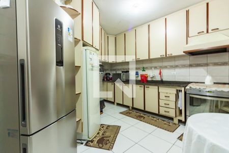 Cozinha  de casa à venda com 3 quartos, 230m² em Veloso, Osasco