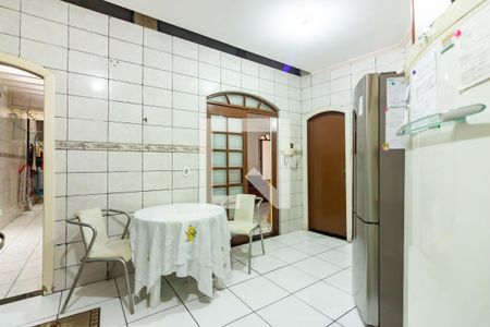 Cozinha  de casa à venda com 3 quartos, 230m² em Veloso, Osasco