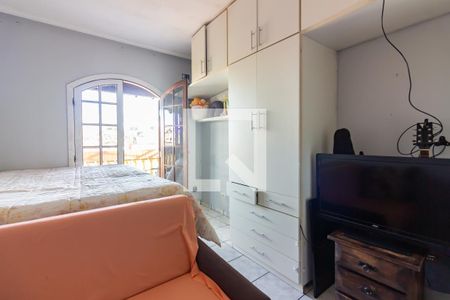 Quarto 1 de casa à venda com 3 quartos, 230m² em Veloso, Osasco