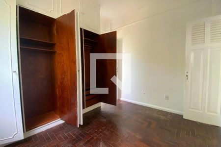 Quarto 1 de apartamento para alugar com 3 quartos, 65m² em Barbalho, Salvador