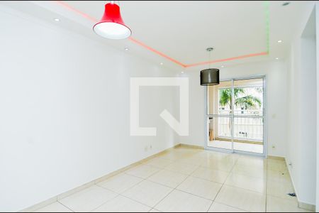 Sala de apartamento para alugar com 3 quartos, 75m² em Vila Augusta, Guarulhos