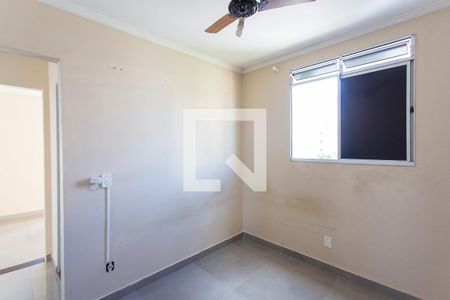 Quarto 1 de apartamento para alugar com 2 quartos, 43m² em Shopping Park, Uberlândia