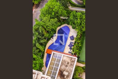 Apartamento à venda com 473m², 3 quartos e 5 vagas Apartamento à venda com 473m², 3 quartos e 5 vagasÁrea Comum - PisciÁrea Comum - Piscinana