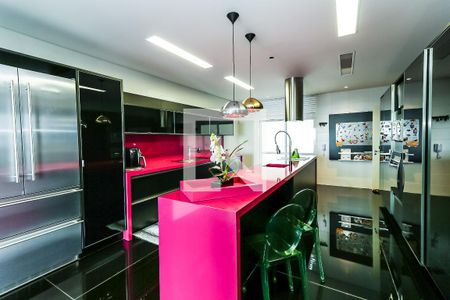 Apartamento à venda com 473m², 3 quartos e 5 vagas Apartamento à venda com 473m², 3 quartos e 5 vagasCozinha