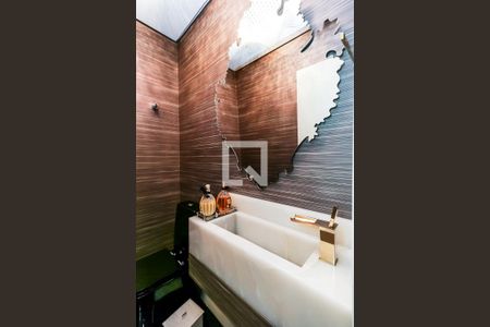 Apartamento à venda com 473m², 3 quartos e 5 vagas Apartamento à venda com 473m², 3 quartos e 5 vagasLavabo