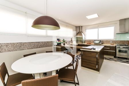 Apartamento à venda com 473m², 3 quartos e 5 vagas Apartamento à venda com 473m², 3 quartos e 5 vagasEspaço Gourmet