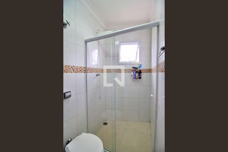 Banheiro da Suíte de casa à venda com 2 quartos, 60m² em Utinga, Santo André