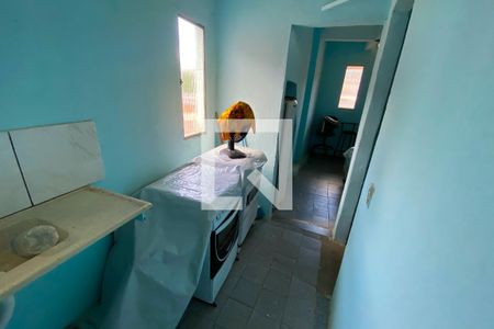 Cozinha de kitnet/studio para alugar com 1 quarto, 40m² em Engenho Velho de Brotas, Salvador