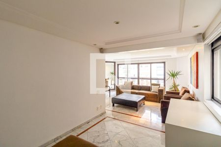 Sala de apartamento à venda com 3 quartos, 180m² em Higienópolis, São Paulo