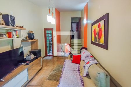 Sala de casa à venda com 3 quartos, 135m² em Feitoria, São Leopoldo