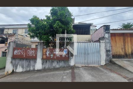 Fachada da Casa de casa à venda com 4 quartos, 185m² em Madureira, Rio de Janeiro