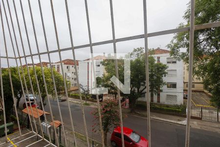 Quarto  1 _ Vista  de apartamento à venda com 2 quartos, 70m² em Jardim Dona Leopoldina, Porto Alegre