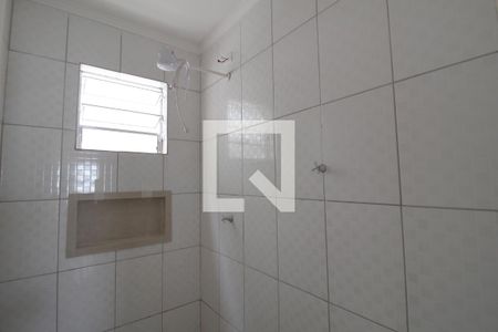 Banheiro de kitnet/studio para alugar com 1 quarto, 27m² em Jardim Goncalves, Sorocaba