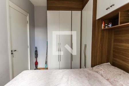 Quarto 1 de apartamento para alugar com 2 quartos, 62m² em Vila Taquari, São Paulo