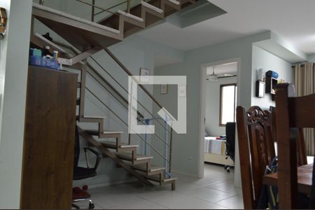 Sala de apartamento para alugar com 3 quartos, 117m² em Freguesia de Jacarepaguá, Rio de Janeiro