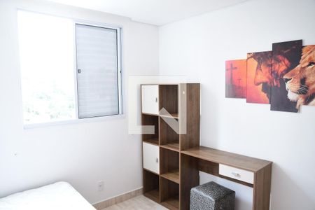 Quarto 1  de apartamento para alugar com 2 quartos, 39m² em Jardim Caiapiá, Cotia