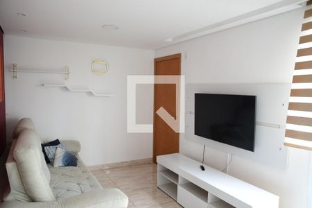 Sala de apartamento para alugar com 2 quartos, 39m² em Jardim Caiapiá, Cotia