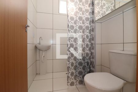 Banheiro Social de apartamento para alugar com 1 quarto, 35m² em Samambaia Sul (samambaia), Brasília