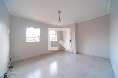 Sala de casa à venda com 2 quartos, 130m² em Jardim Silvana, Santo André