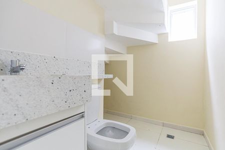 Lavabo de casa para alugar com 3 quartos, 117m² em Bela Vista, Osasco