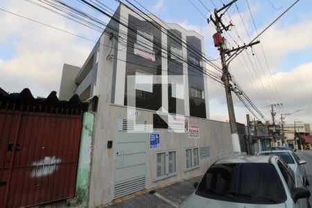 Fachada de apartamento para alugar com 2 quartos, 37m² em Vila Alpina, São Paulo
