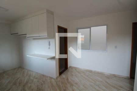 Sala/Cozinha de apartamento para alugar com 2 quartos, 39m² em Vila Alpina, São Paulo