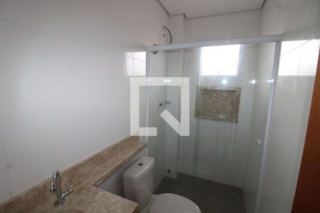 Banheiro de apartamento para alugar com 2 quartos, 39m² em Vila Alpina, São Paulo