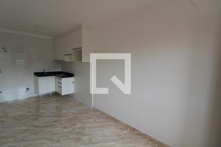 Sala/Cozinha de apartamento para alugar com 1 quarto, 28m² em Vila Alpina, São Paulo