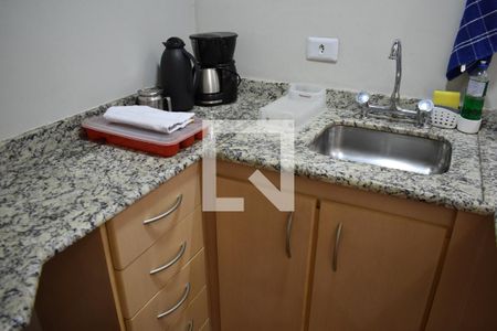 Cozinha de apartamento para alugar com 1 quarto, 36m² em Centro, Curitiba