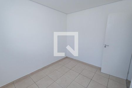 Quarto 1  de apartamento para alugar com 2 quartos, 55m² em Conjunto Celso Machado, Belo Horizonte