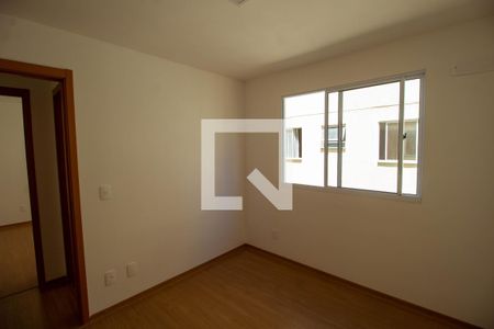 Quarto 2 de apartamento para alugar com 2 quartos, 40m² em Santos Dumont, São Leopoldo