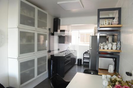 Cozinha de apartamento à venda com 2 quartos, 70m² em Harmonia, Canoas