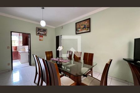 Sala de Jantar de casa à venda com 4 quartos, 255m² em Álvaro Camargos, Belo Horizonte