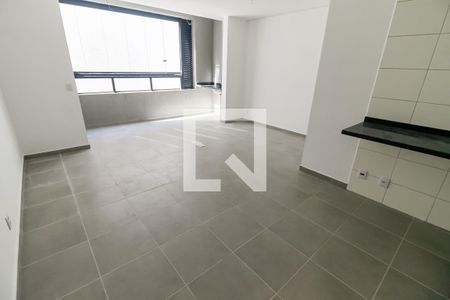 Quarto / Sala de kitnet/studio para alugar com 1 quarto, 40m² em Vila Ernesto, São Paulo