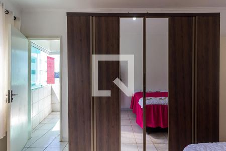 Detalhe do quarto de apartamento para alugar com 1 quarto, 40m² em Canto do Forte, Praia Grande