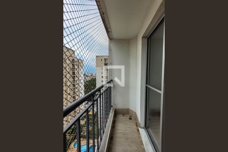 Varanda de apartamento para alugar com 2 quartos, 55m² em Vila Liviero, São Paulo