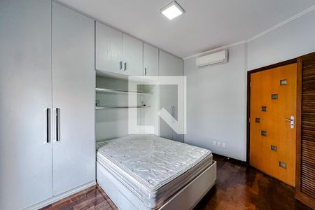 Quarto 1 - Suíte de casa para alugar com 3 quartos, 240m² em Vila Monumento, São Paulo