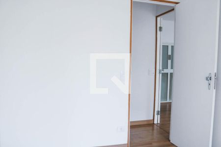 Quarto 1 de apartamento para alugar com 2 quartos, 40m² em Jardim das Laranjeiras, São Paulo