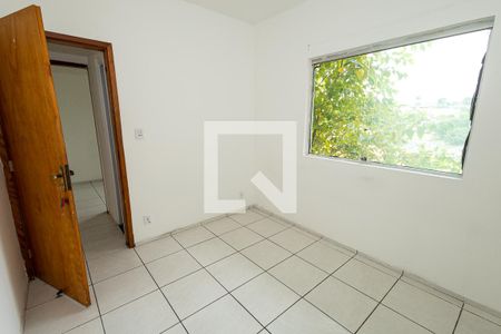 Quarto 1 de casa para alugar com 2 quartos, 50m² em Santa Mônica, Belo Horizonte