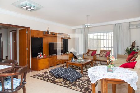 Sala de casa para alugar com 5 quartos, 521m² em Jardim Virgínia, Guarujá