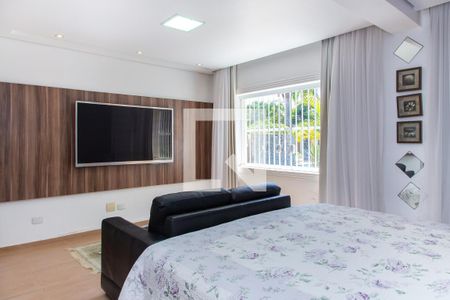 Suíte 1 de casa para alugar com 5 quartos, 521m² em Jardim Virgínia, Guarujá