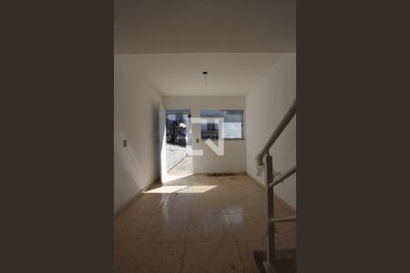 Sala  de casa de condomínio para alugar com 2 quartos, 49m² em Da Graça, Cotia