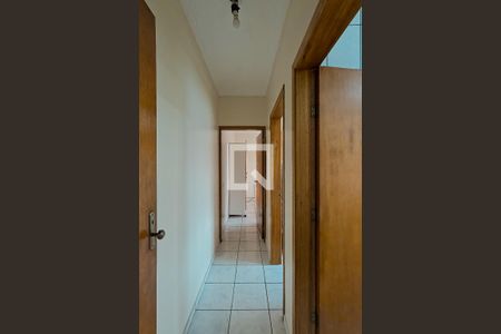 Corredor de kitnet/studio para alugar com 1 quarto, 50m² em Parque Flamengo, Guarulhos