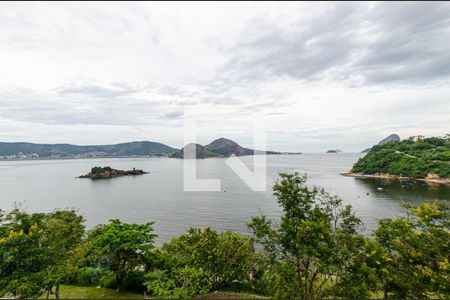 Vista da Sala  de apartamento para alugar com 3 quartos, 280m² em Boa Viagem, Niterói