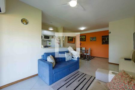 Sala de apartamento para alugar com 2 quartos, 90m² em Barra da Tijuca, Rio de Janeiro