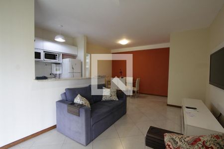 Sala de apartamento para alugar com 2 quartos, 90m² em Barra da Tijuca, Rio de Janeiro