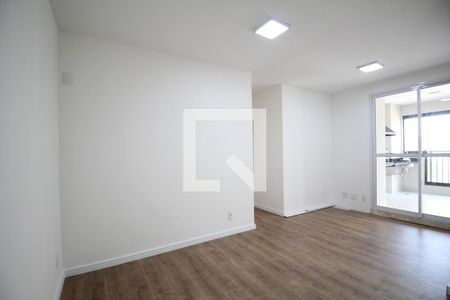 Sala de apartamento para alugar com 3 quartos, 76m² em Vila Andrade, São Paulo